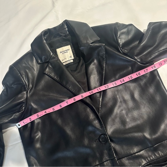 Abercrombie & Fitch Vegan Leather Blazer Sz XSP - Picture 8 of 10